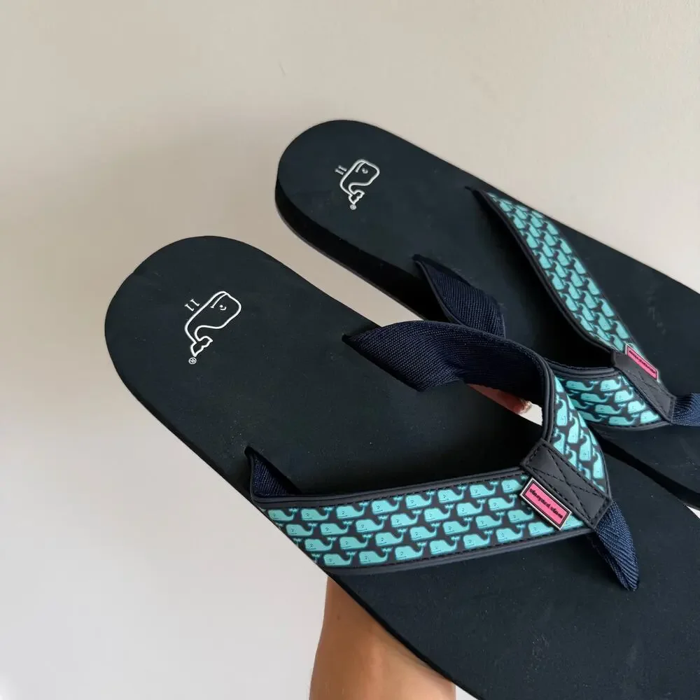 Vineyard Vines Classic Foam Whale Print Strap Flip Flop Sandals Navy 11 NEW